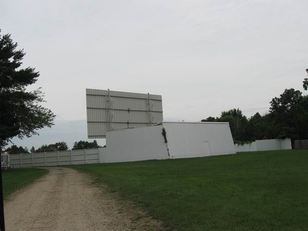 Sunset Auto Theatre - Summer 2013 (newer photo)